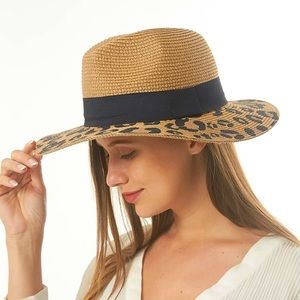 Minimalistic Summer Sun Straw Hat Leopard